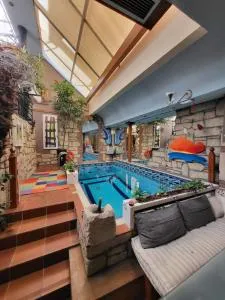 Blue Home, Luxury House with Pool in the City Centre - Larisa