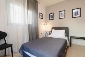 Marilena Mare Seaside & Jacuzzi House 50meters from sea