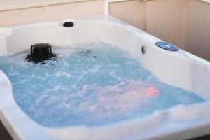 Marilena Mare Seaside & Jacuzzi House