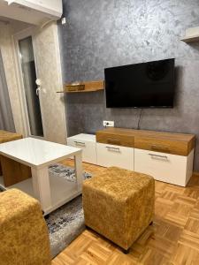 LUX Apartment