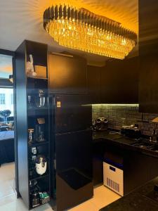 Estadia Luxury Black Copa Nema