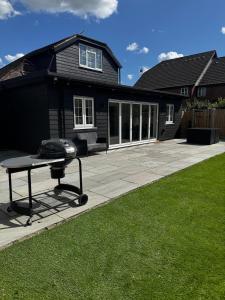 Luxury house Brentwood, 4 bedroom, 4 ensuites