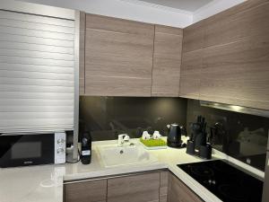 Cozy Unirii Apartment near Old Town