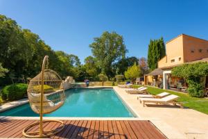 Le Mas des lys - Guest houses au coeur de la Provence dans un parc paysagé avec piscine, sauna et boulodrome
