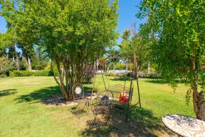 Lodges Le Mas des lys - Guest houses au coeur de la Provence dans un parc paysage avec piscine, sauna et boulodrome : photos des chambres