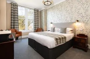 阳光水岸大厦地铁酒店 - 布里哲夫恩