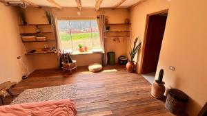 Spacious Studio in Prime Area with Views and Top Wifi