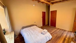 Bright Studio with Views and Top Wifi