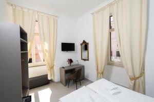 Alida Rooms