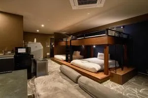 BbyC Hotel 那覇 レンタカー付ホテル - Tembichō