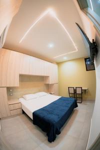 Live the Comuna 13 experience in Medellín INT 305