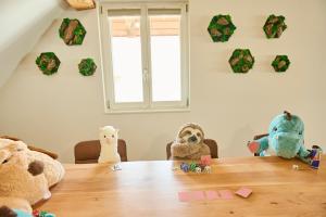 WOOD WORLD Luxury - Massage - Bergblick - Tranpolin- Parken