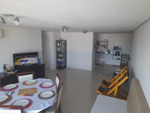 Apartamento no 20 piso com 90m2 e linda vista