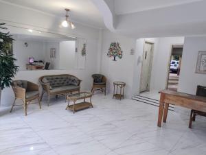 Apartamento Edifício Arpoador (Praias Asturias-Tombo)