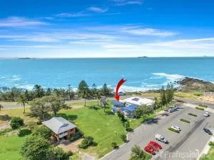 The Castaway - Emu Park