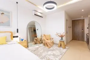 Modern Stylish Studio Apartment - Otele