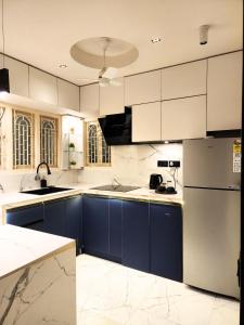 Luxury Stylish Comfort Near Airport, bus and train station