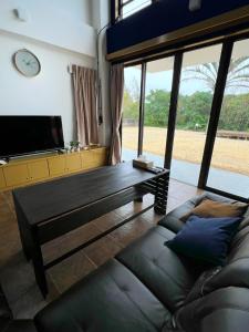 川平湾から車で10分シアター付きシークレットシーサー