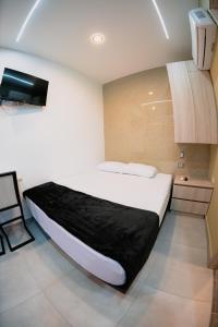 Experience Medellíns Comuna 13 INT401