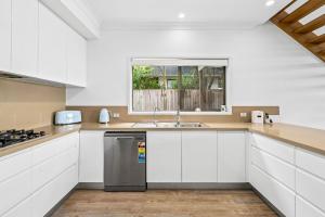 Currimundi Lake House