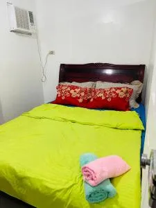 Graysie & Riri Staycation - 伊穆斯