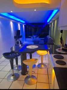 A beautiful apartment with ocean and pool views - Macuto