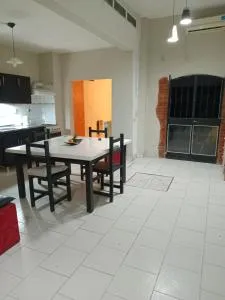 Casa guemes - Вьедма