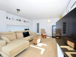 Apartment in Roses with Stunning Sea Views