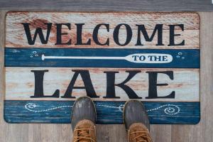 Lakeside 4BD Pushaw Lake Retreat