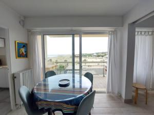 Appartement rénové avec parking, proche océan à Anglet - FR-1-239-1117