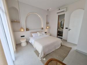 Stylish 2BR Villa few minutes to the beach