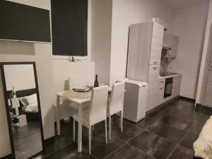 Smart Apartment at Como Lake - 布里维奥