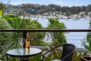 Surf'n'Joe luxury one bedroom suite - Avalon