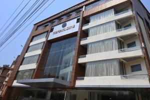 Hotel The Pearl Shine