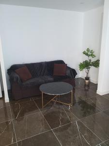 Appartement privé moderne et lumineux plain-pied