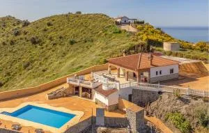 Stunning Home In Torrox With House Sea View - Torrox