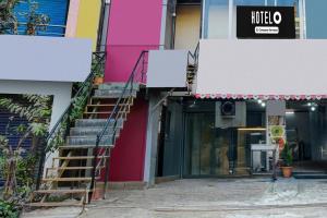 Super Hotel O Neredmet Road