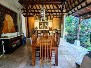 Bima House - Quiet Family Home in Ubud Sleeps 6