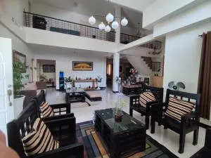 Antonio Homestay - 洛艾