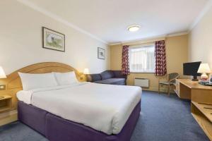 Days Inn Watford Gap