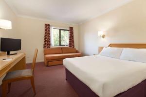 Double Room with Sofa Bed and Pull-out Bed room in Days Inn Southampton Rownhams