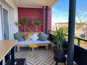 Joli appartement cosy , terrasse, PK privé