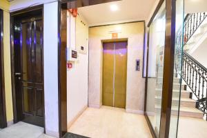 FabHotel Africa Avenue Stayz - Near Bhikaji Cama Palace