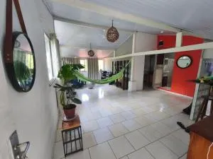 Cozy house in a green area - Neves