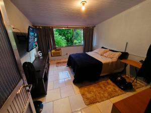 Cozy house in a green area