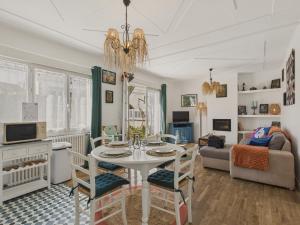 Maisons de vacances Maison pour 4 avec grand jardin - Pont Aven : photos des chambres