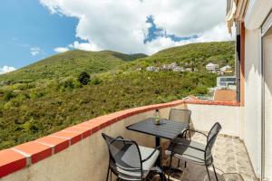 Lovely apartment with stunning view on Kotor Bay