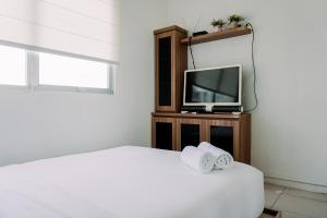 Homey and Comfort Stay 2BR Pakubuwono Terrace Apartment By Travelio