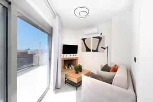 Acropolis View - Stylish City Penthouse