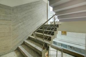 Hotel O The Arrow Infront of Max Hospital